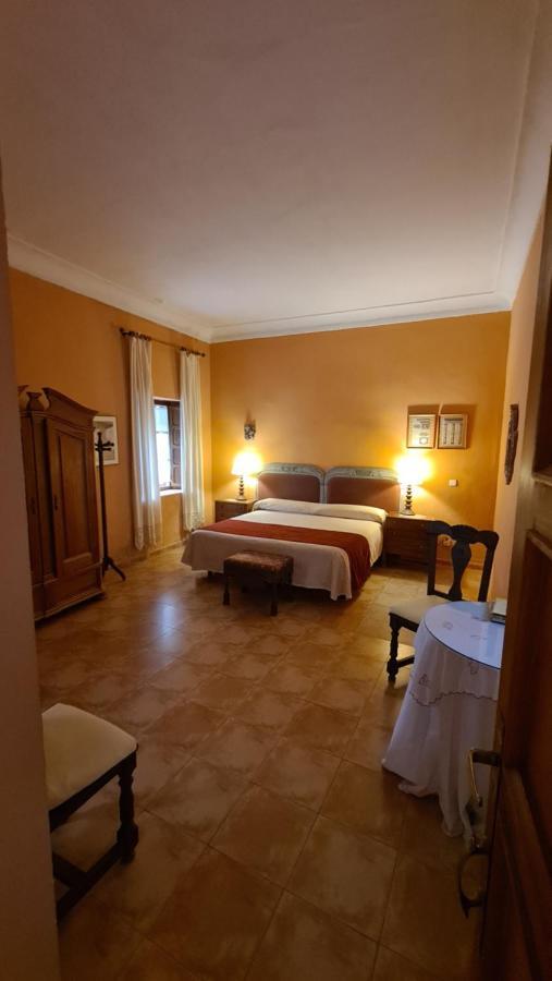 Huete Casa Palacio Conde De Garcinarro מראה חיצוני תמונה