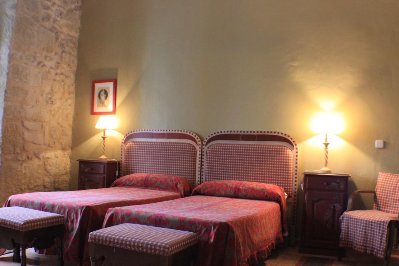 Huete Casa Palacio Conde De Garcinarro מראה חיצוני תמונה