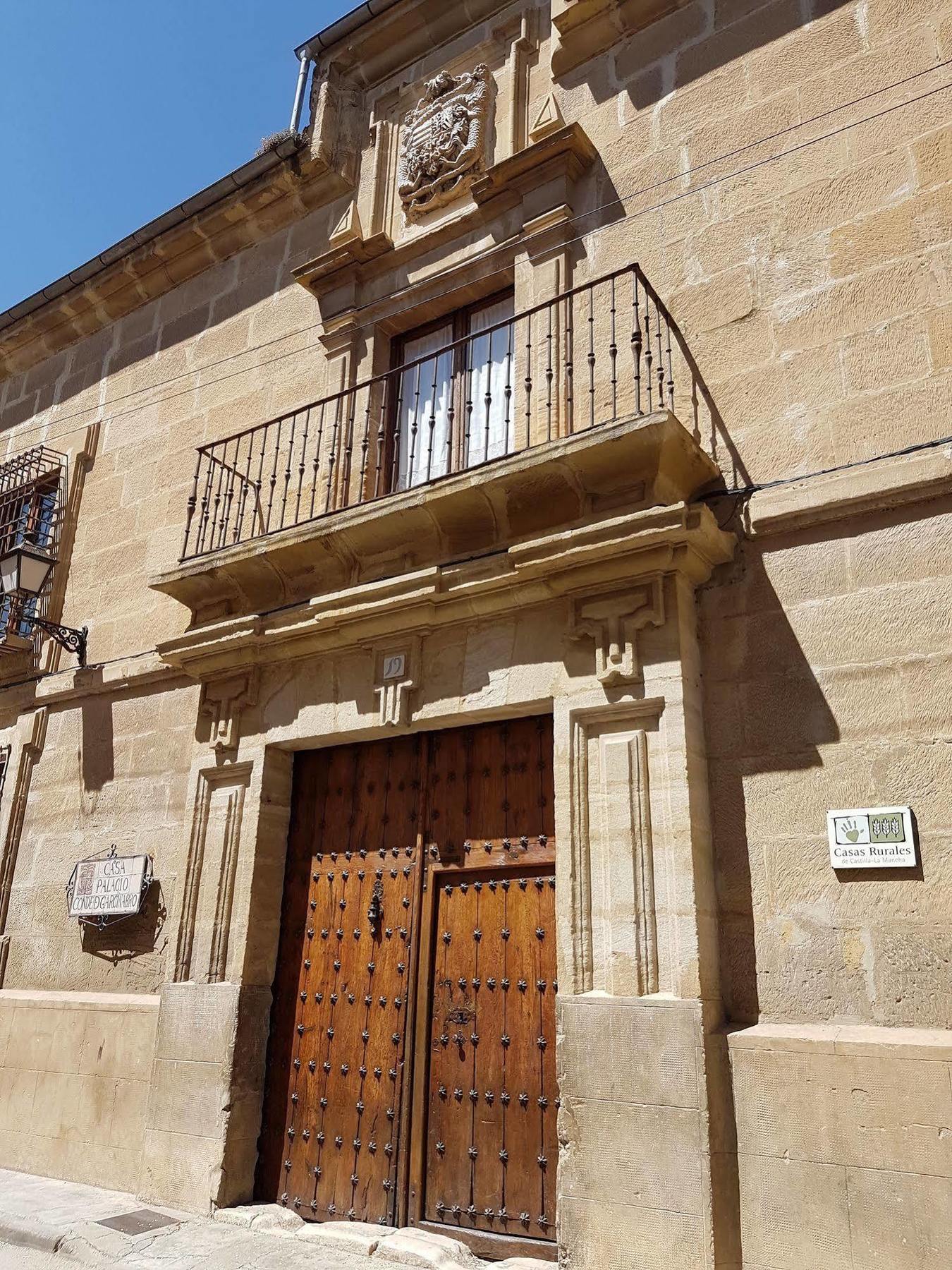 Huete Casa Palacio Conde De Garcinarro מראה חיצוני תמונה